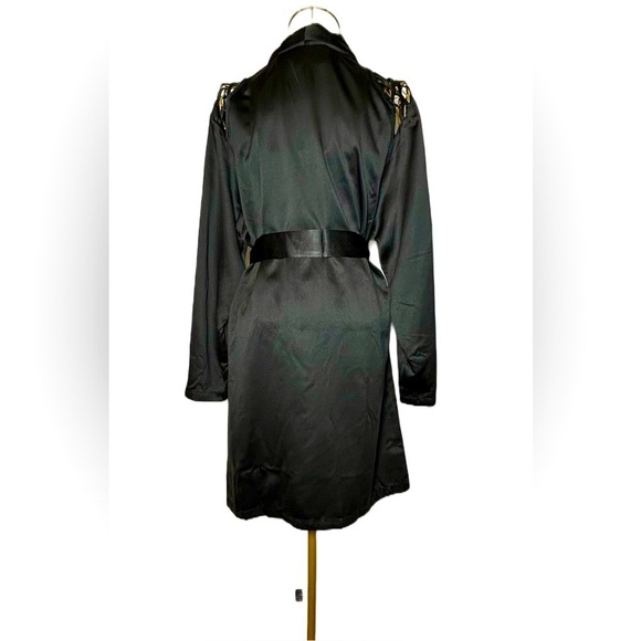 NWT Frederick’s of Holiday Black Satin Lattice Lacing Robe with Self Tie Belt, M - Picture 4 of 16